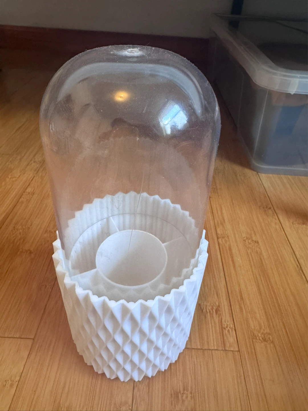 Revolving White Makeup Holder with Dome - photo 3