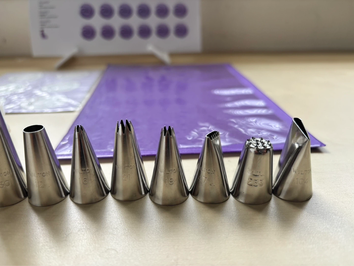 Wilton decorating piping tips set - photo 4