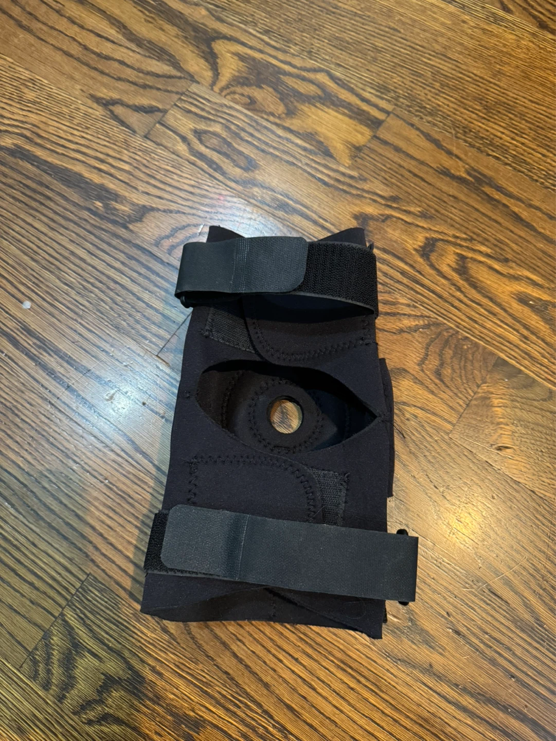 Black Neoprene Knee Brace - photo 2