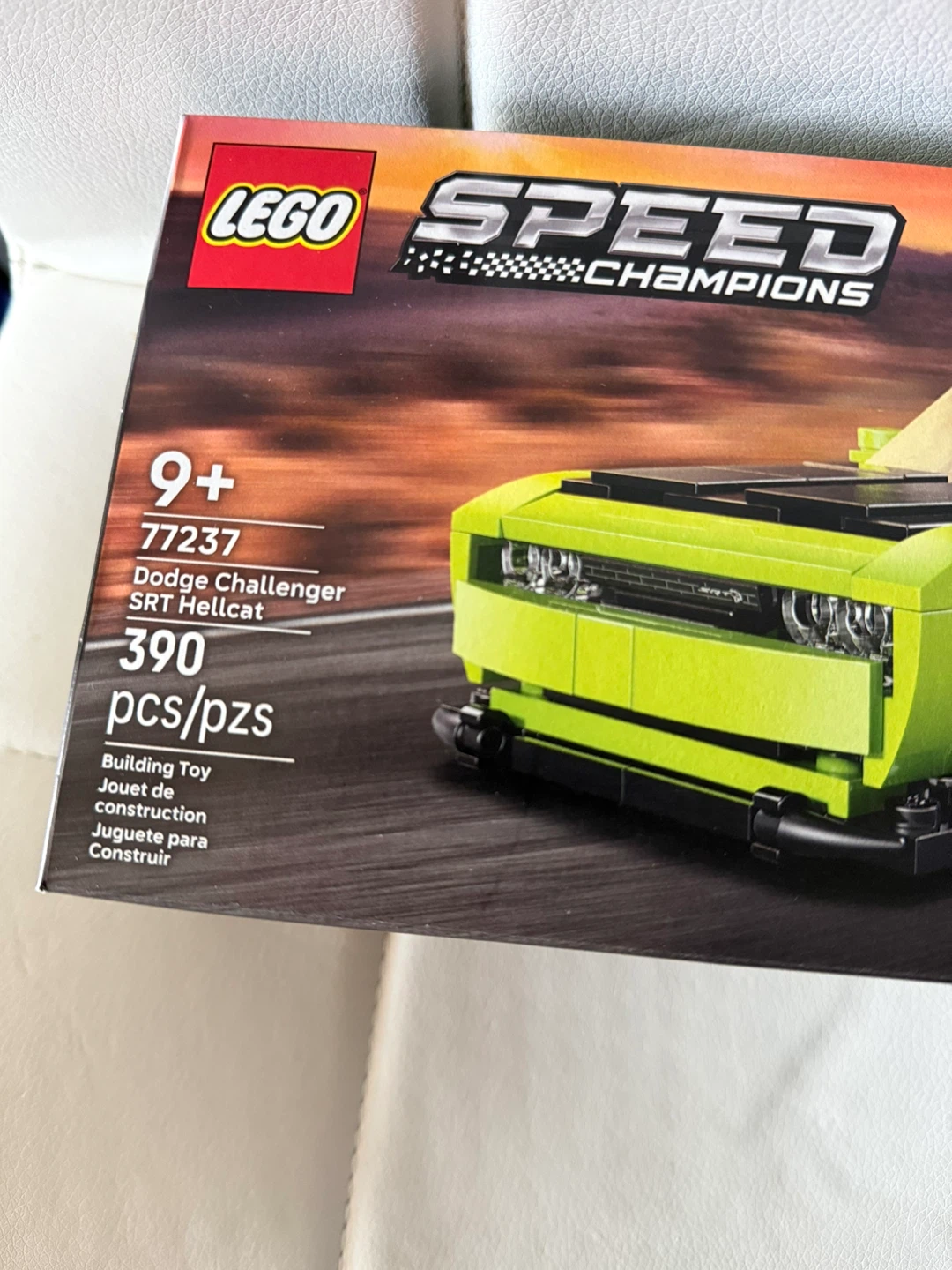 Lego Speed Champions Dodge Challenger SRT Hellcat 77237 - photo 3