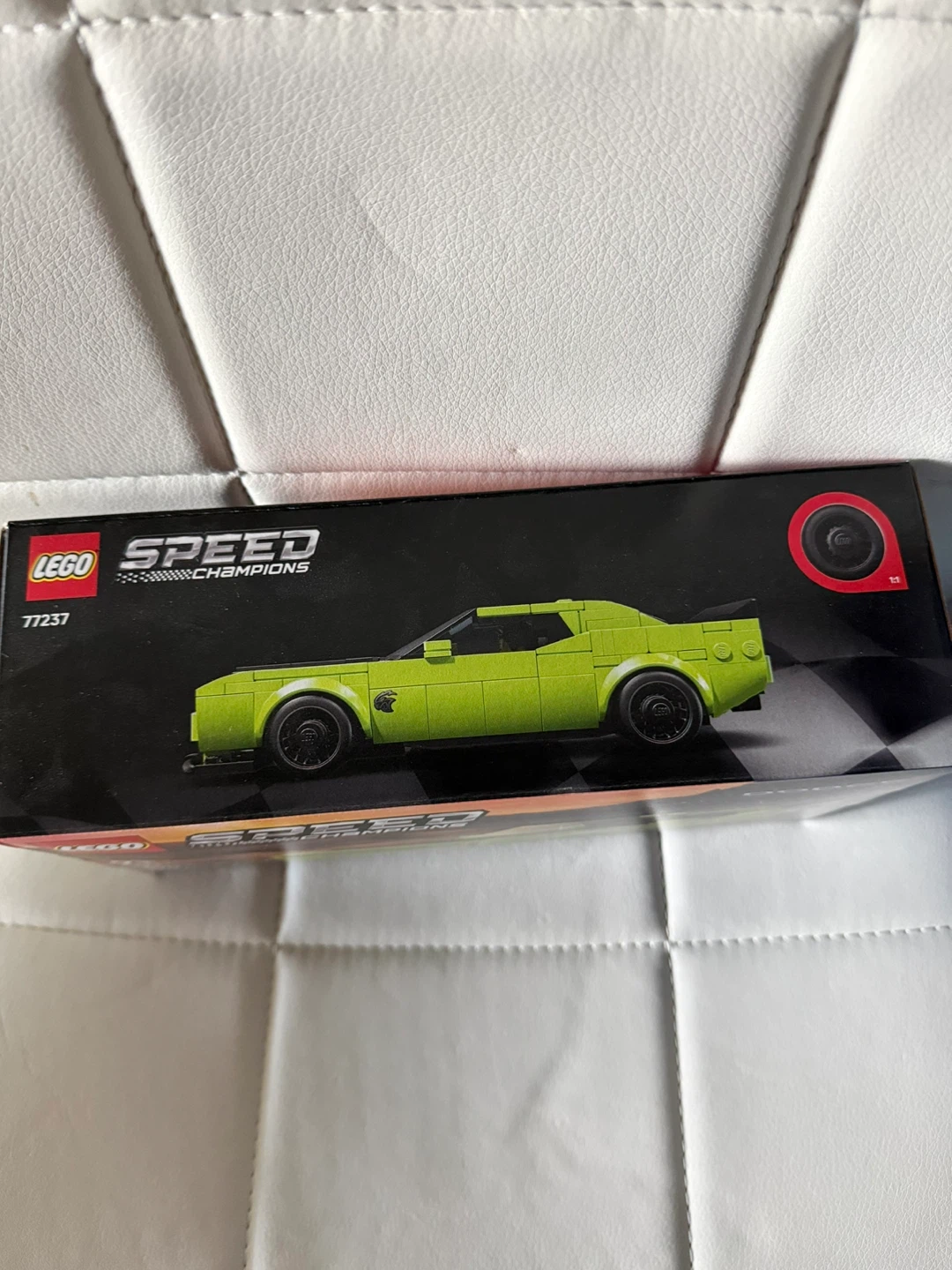 Lego Speed Champions Dodge Challenger SRT Hellcat 77237 - photo 5