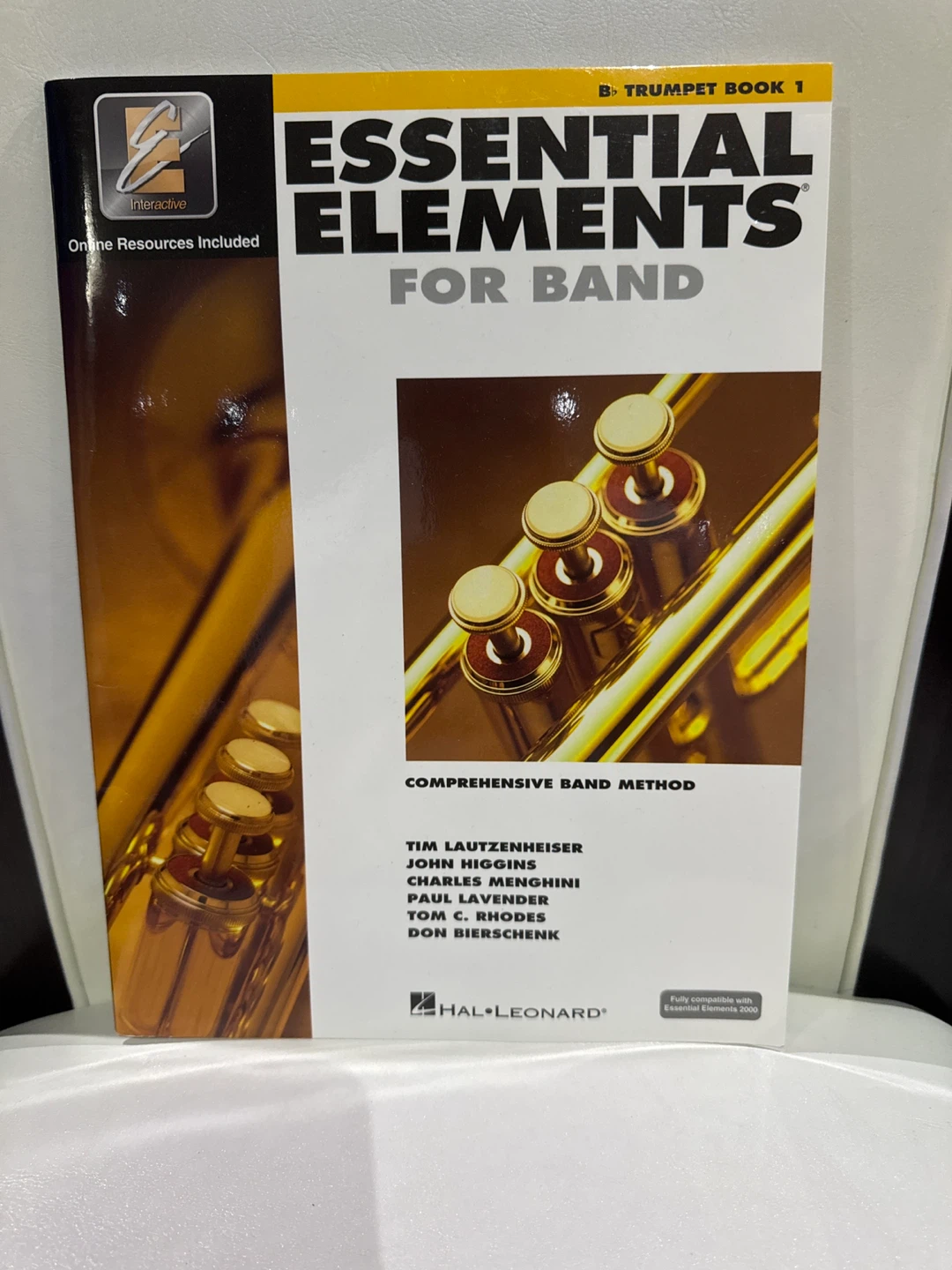 Hal Leonard Essential Elements for Band Trumpet Book 1