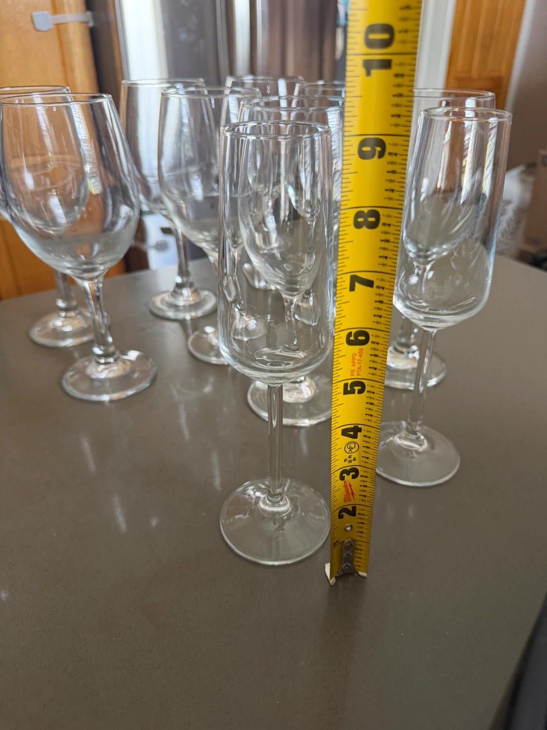 9 Large Wine Glasses and 2 Champagne Flutes - photo 5