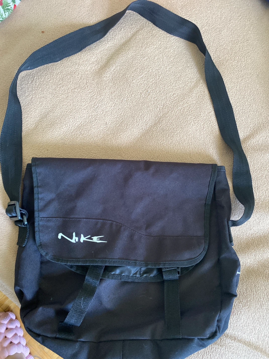 Nike Black Messenger Bag