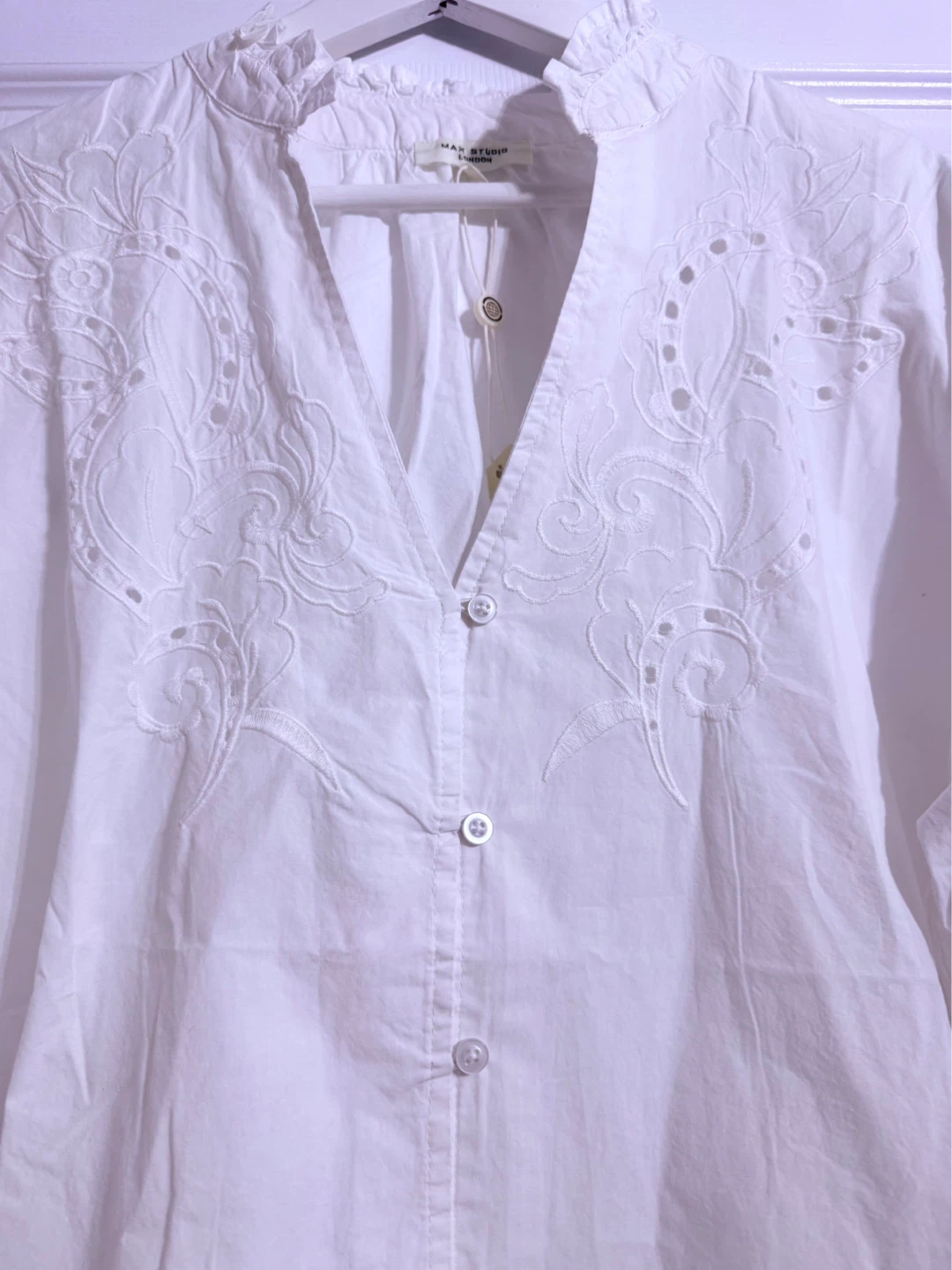 Max Studio London White Embroidered Blouse - photo 4