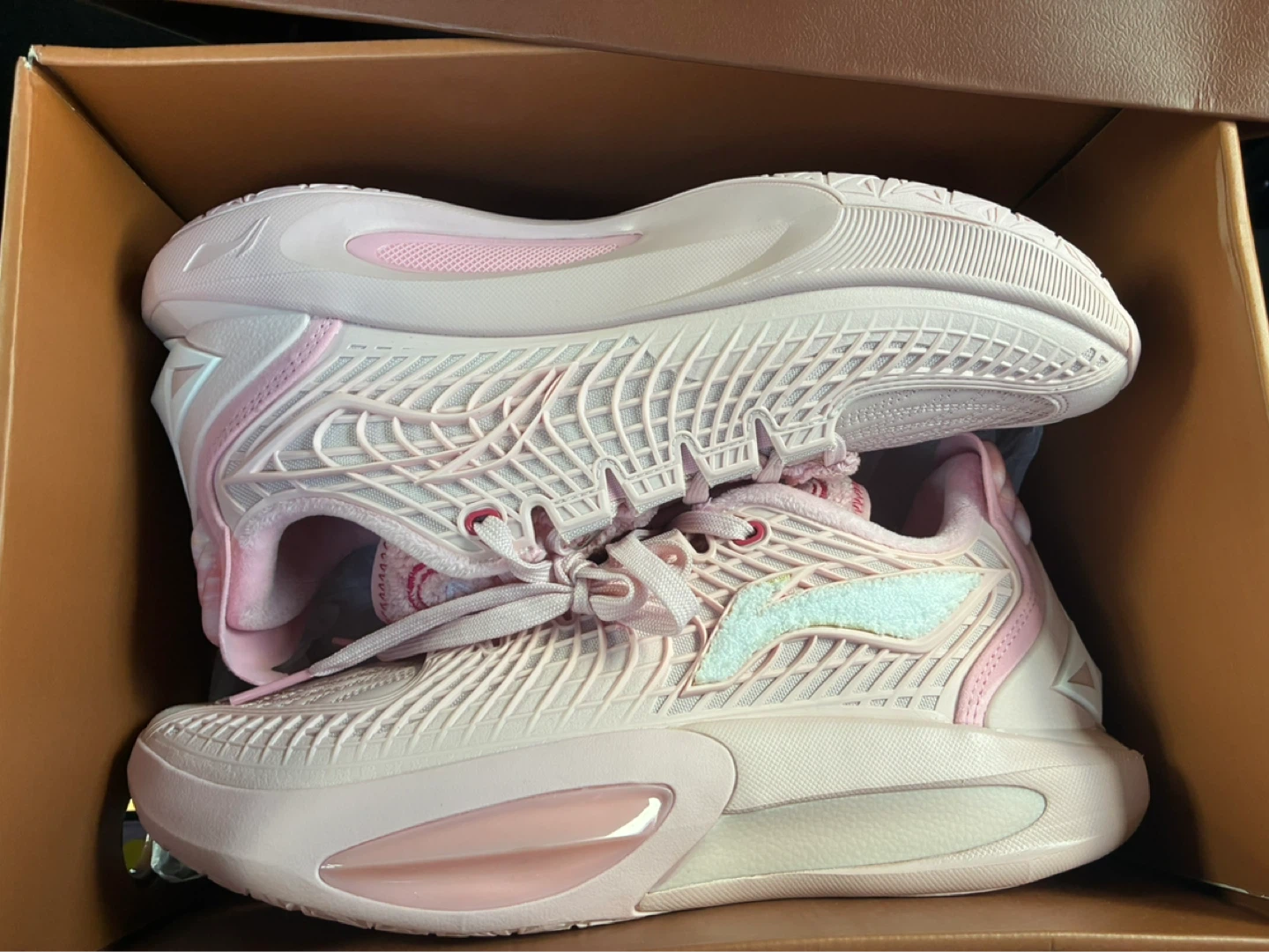 Li-Ning Jimmy Butler 3 Basketball Shoes - Pale Lilac - Size 10 - photo 2