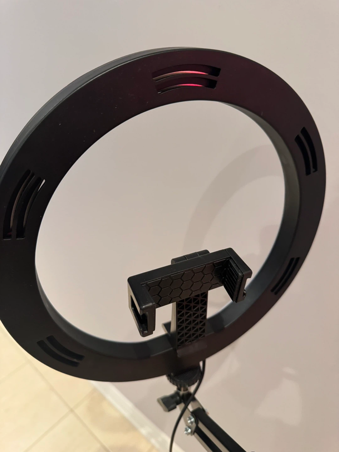 Adjustable Ring Light with Phone Holder - photo 5