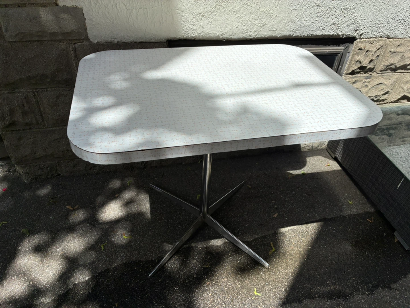$25 Vintage Cafe 28 x 40 inch Table Formica Chrome X Base Medium - photo 2