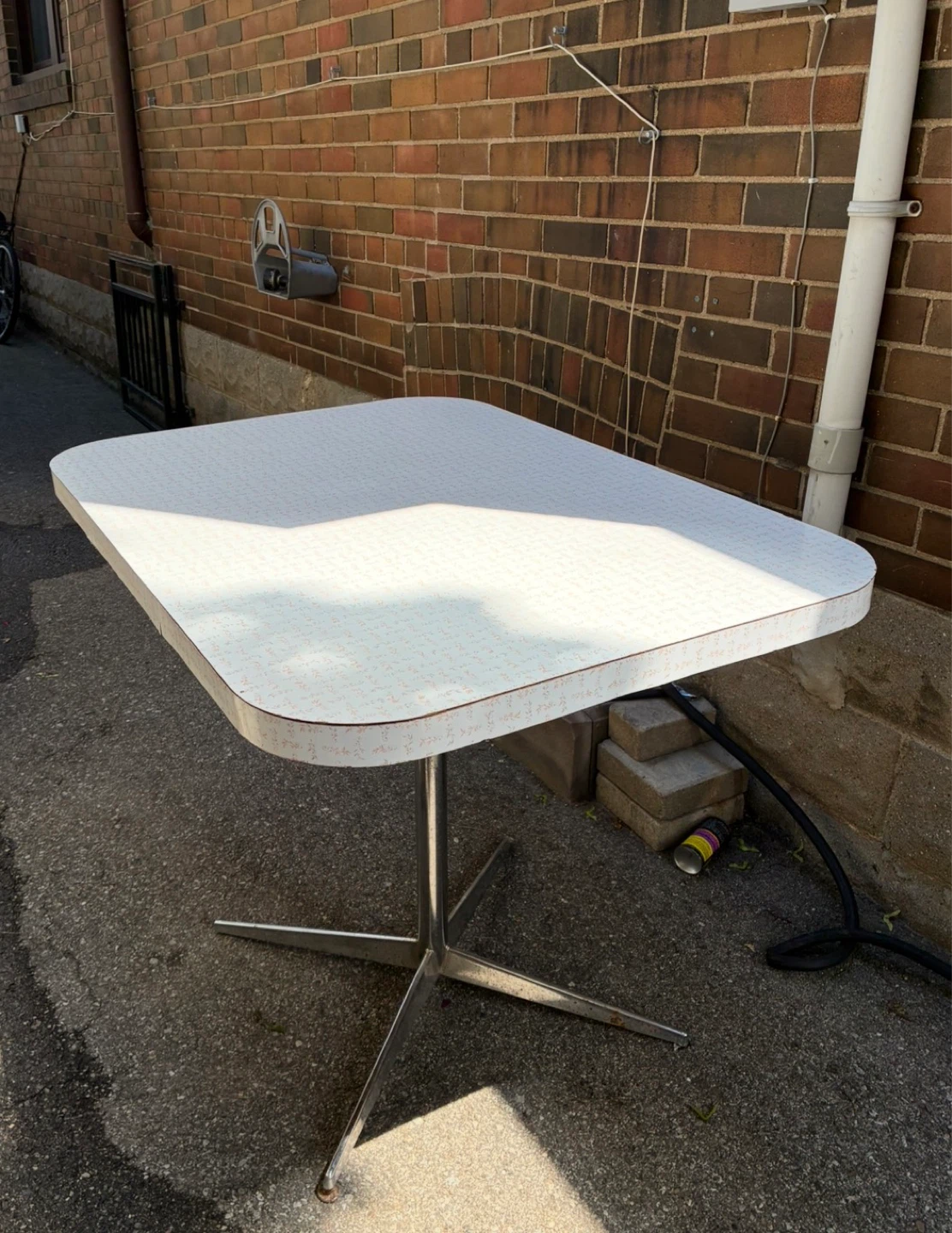$25 Vintage Cafe 28 x 40 inch Table Formica Chrome X Base Medium
