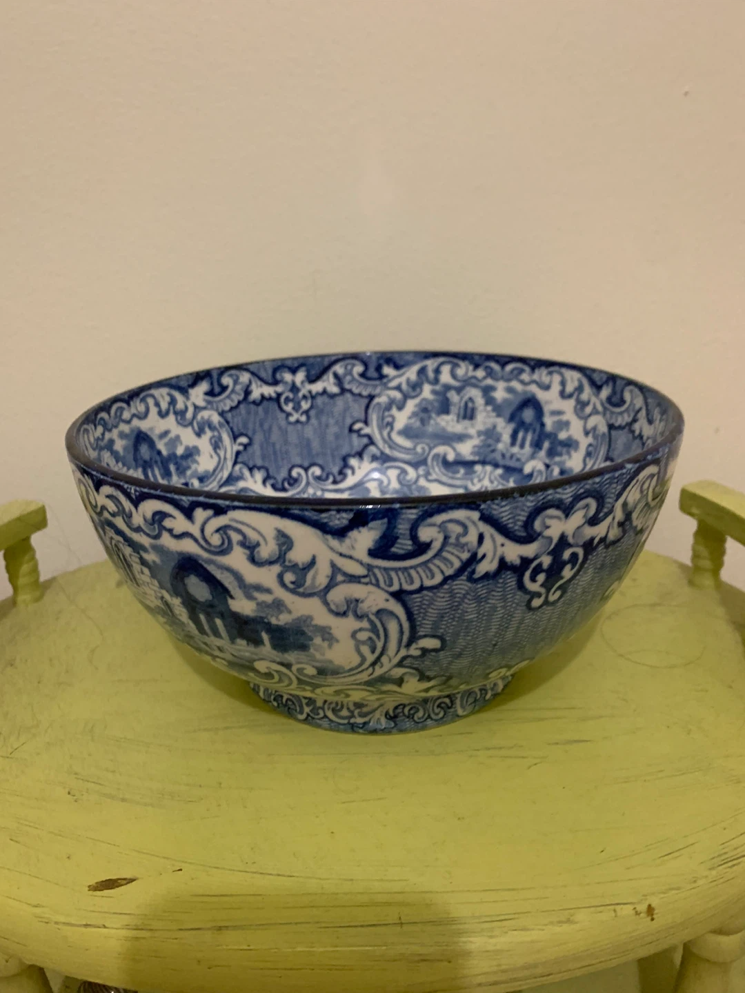 Churchill Blue Willow Pattern Serving Bowl