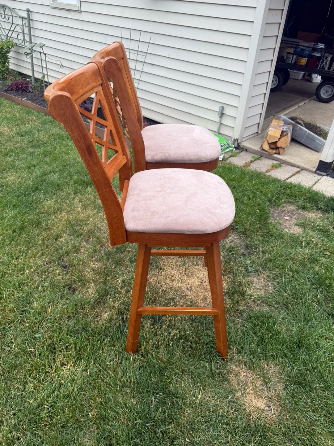 Set of 2 Wooden Swivel Bar Stools - photo 2