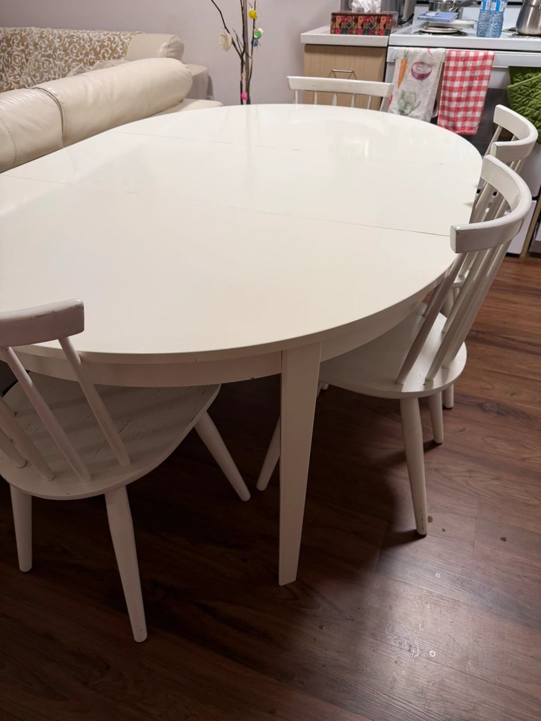 White Oval Extendable Dining Table with 4 Chairs - photo 3