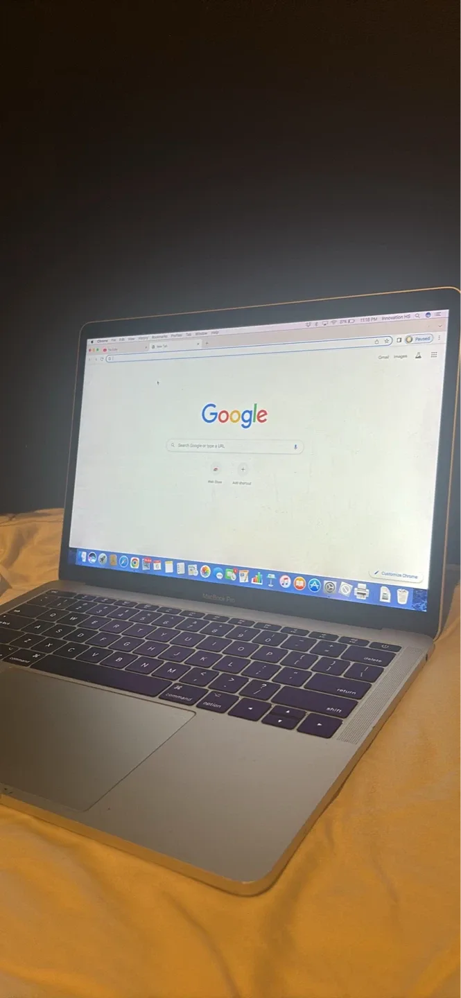 Apple MacBook 13 inch - photo 3