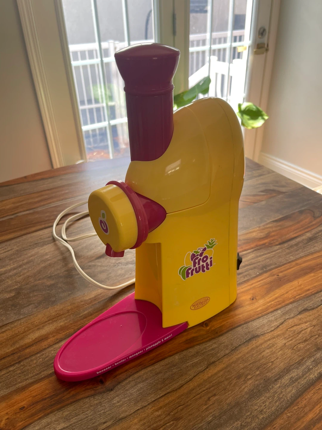 Nostalgia Electric Fro-Frutti Ice Cream Maker - photo 2