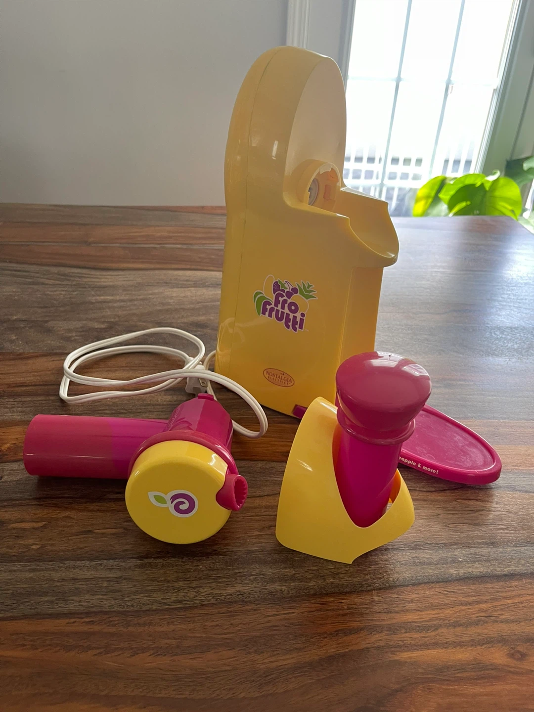 Nostalgia Electric Fro-Frutti Ice Cream Maker - photo 4
