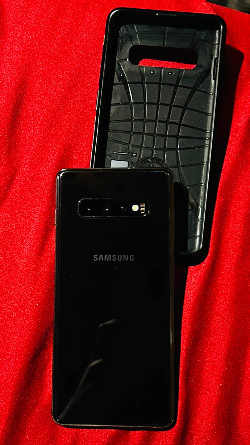 Samsung Galaxy S10+ - photo 2