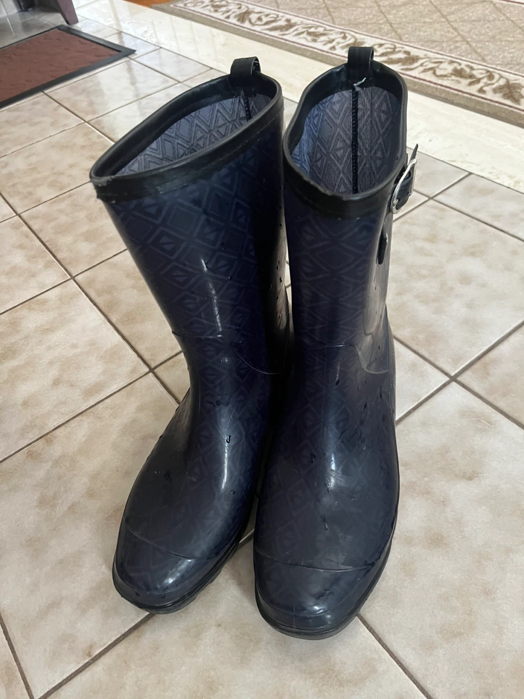 Capelli New York Rain Boots size 9