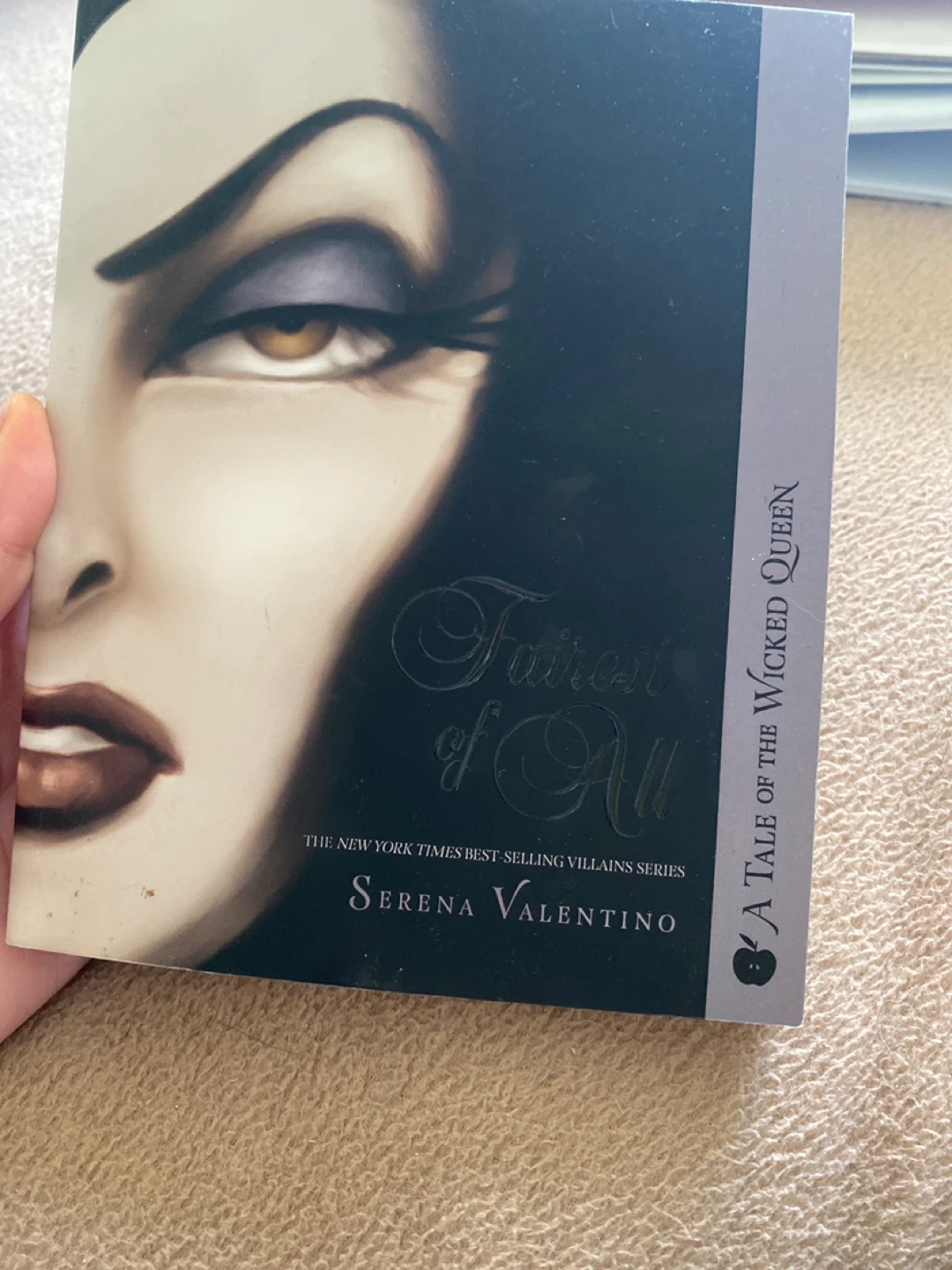 Serena Valentino "A Tale of the Wicked Queen" Book - photo 4