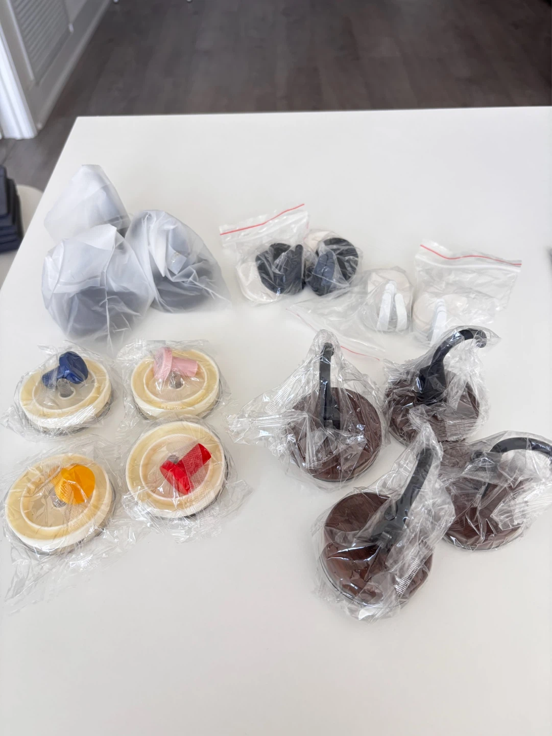 Brand New Multi-Style Hanging Hooks Set (Adhesive & Suction)