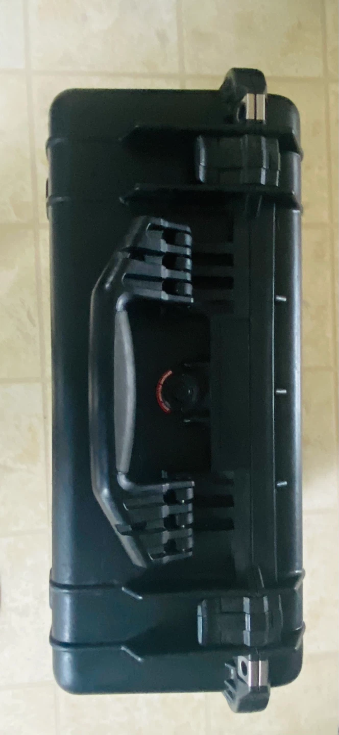 Pelican 1550 Case with padded dividers - photo 3