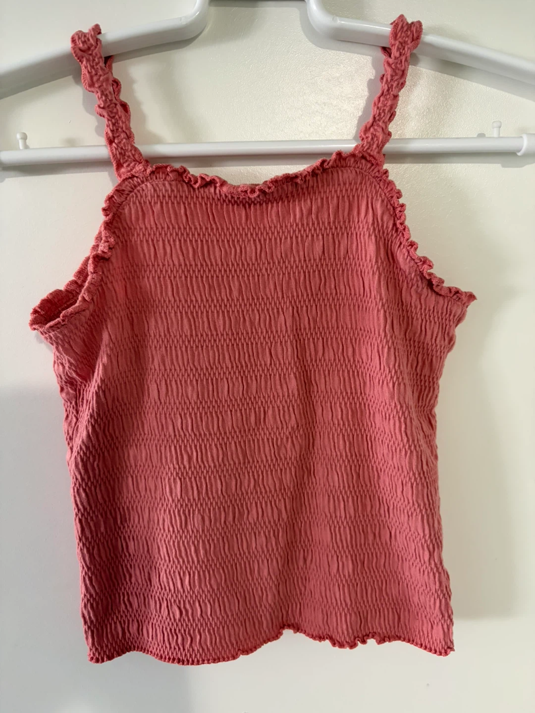 Kids Old Navy Pink Smocked Tank Top - Size M (8)