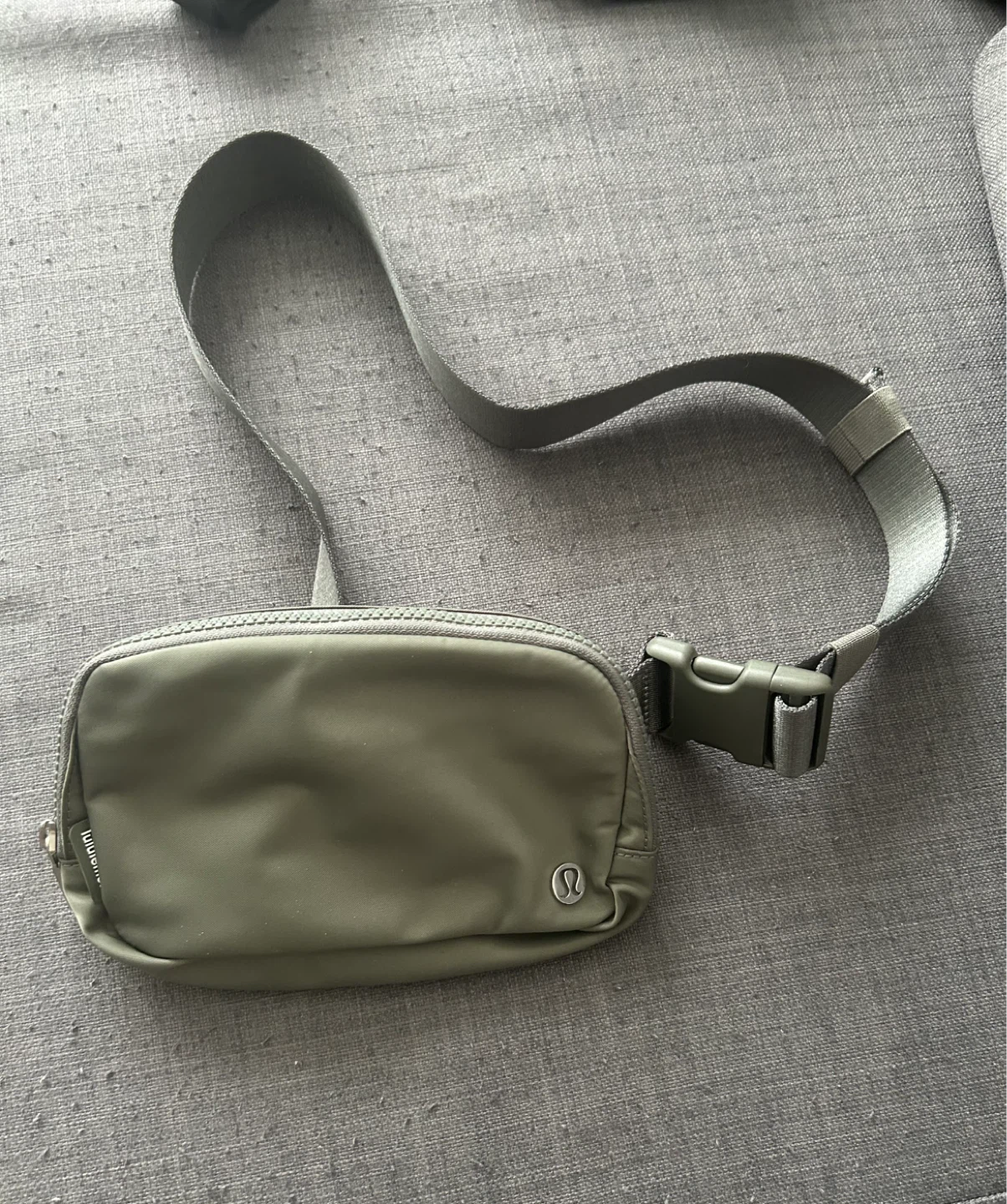 Lululemon Everywhere Belt Bag Grey Sage