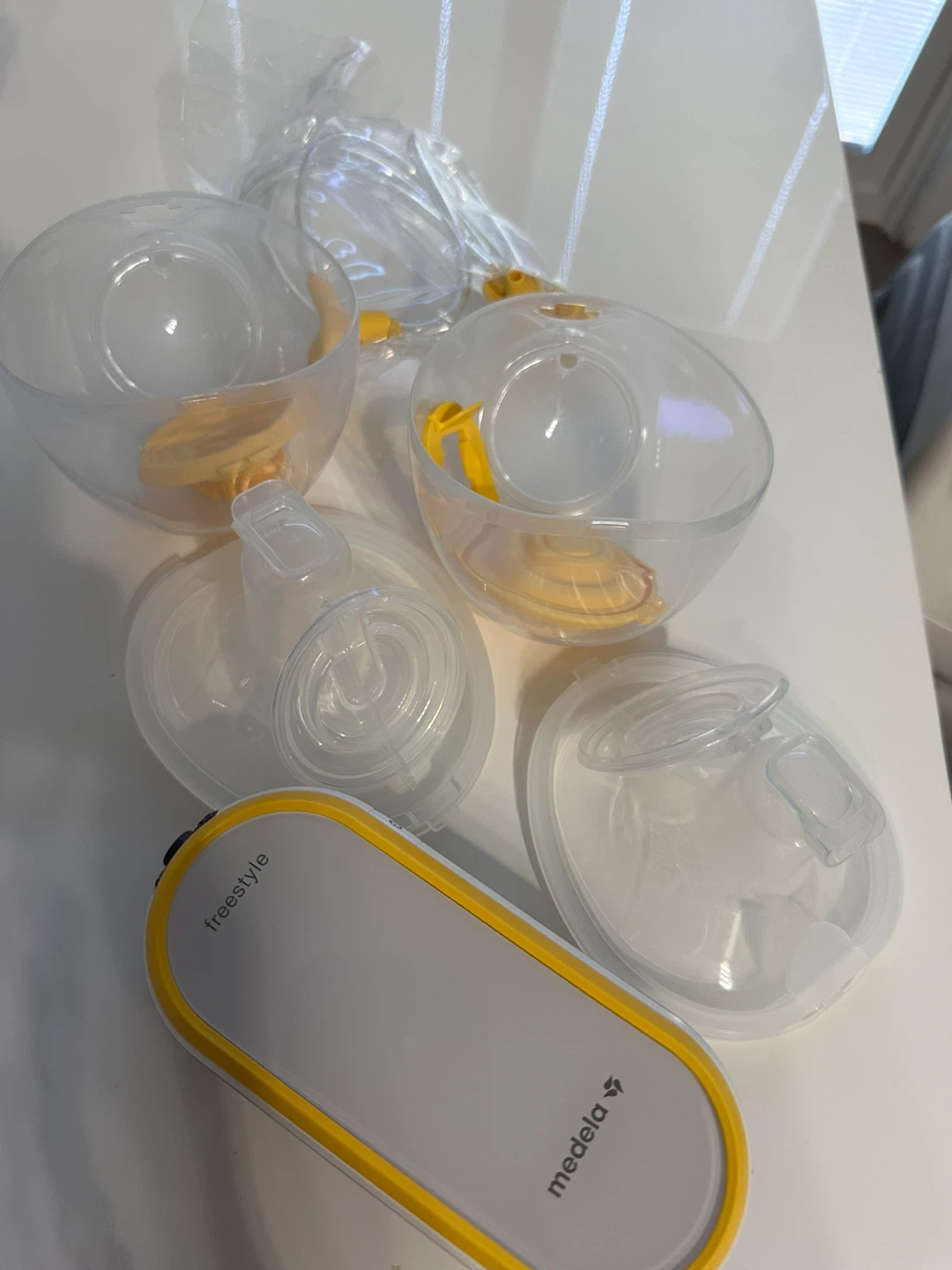 Medela Freestyle Double Electric Breast Pump - photo 4