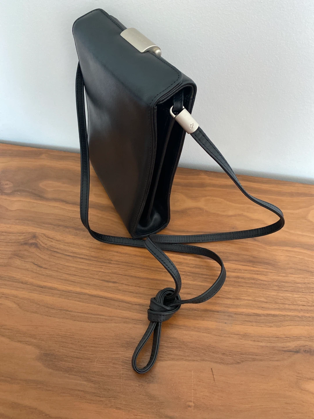 Mandarina Duck Black Leather Shoulder Bag - photo 2
