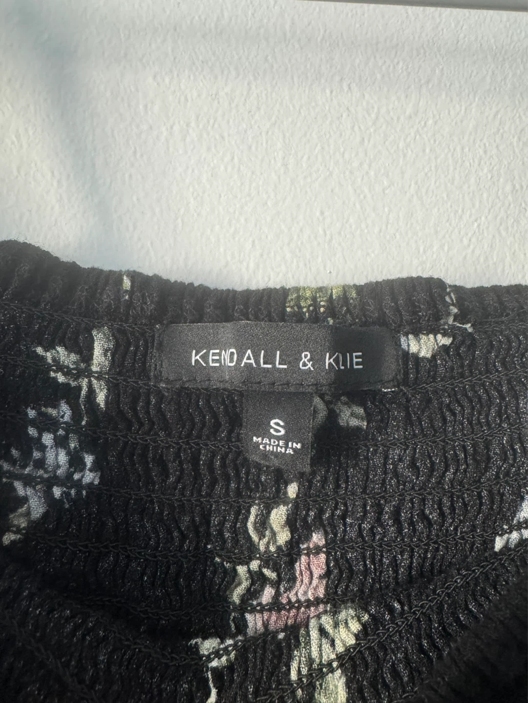 Size S Kendall & Kylie Black Floral Dress Size S - photo 2