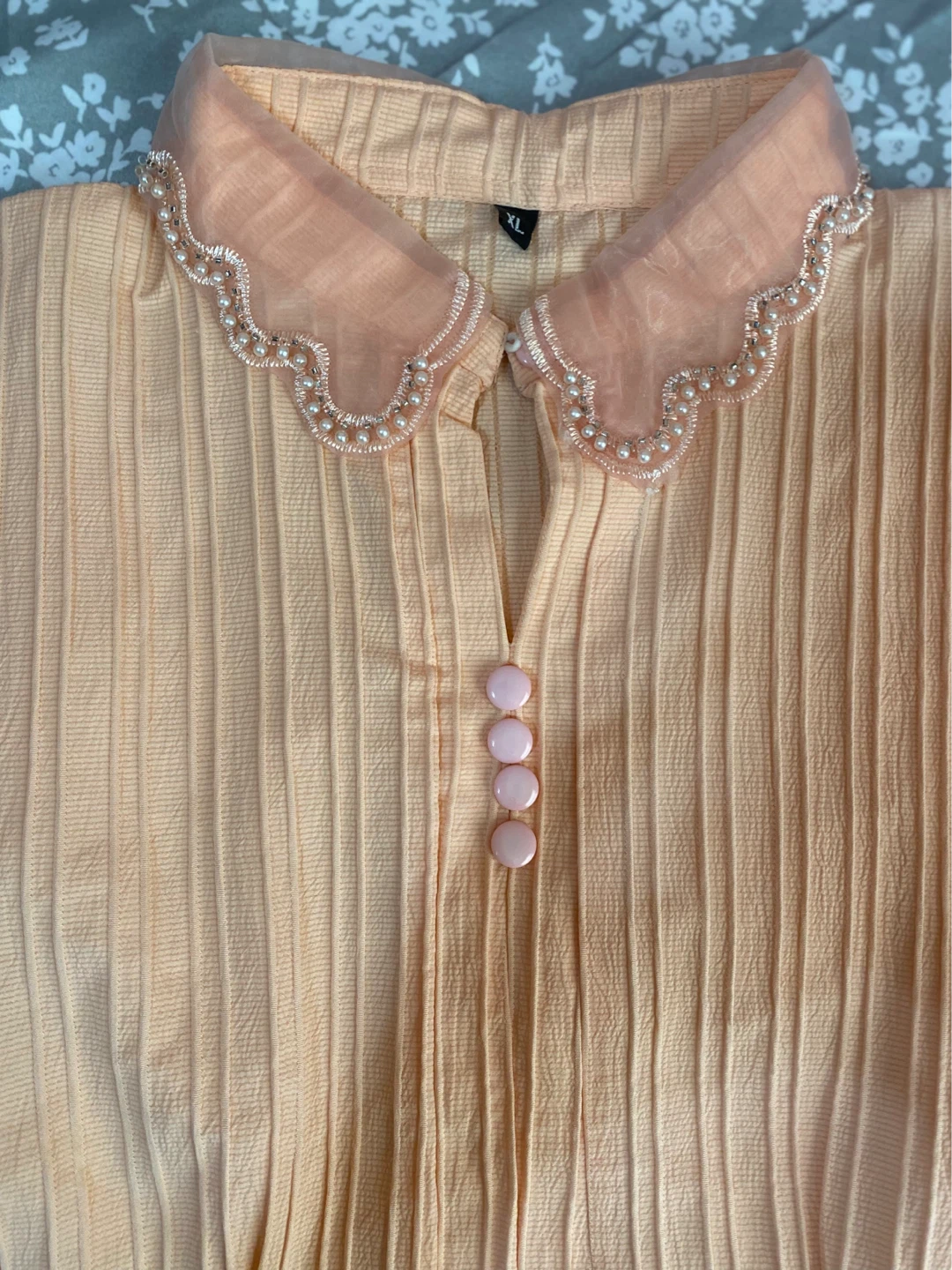 Peach Pleated Short Sleeve Top with Pearl Collar XL - photo 2