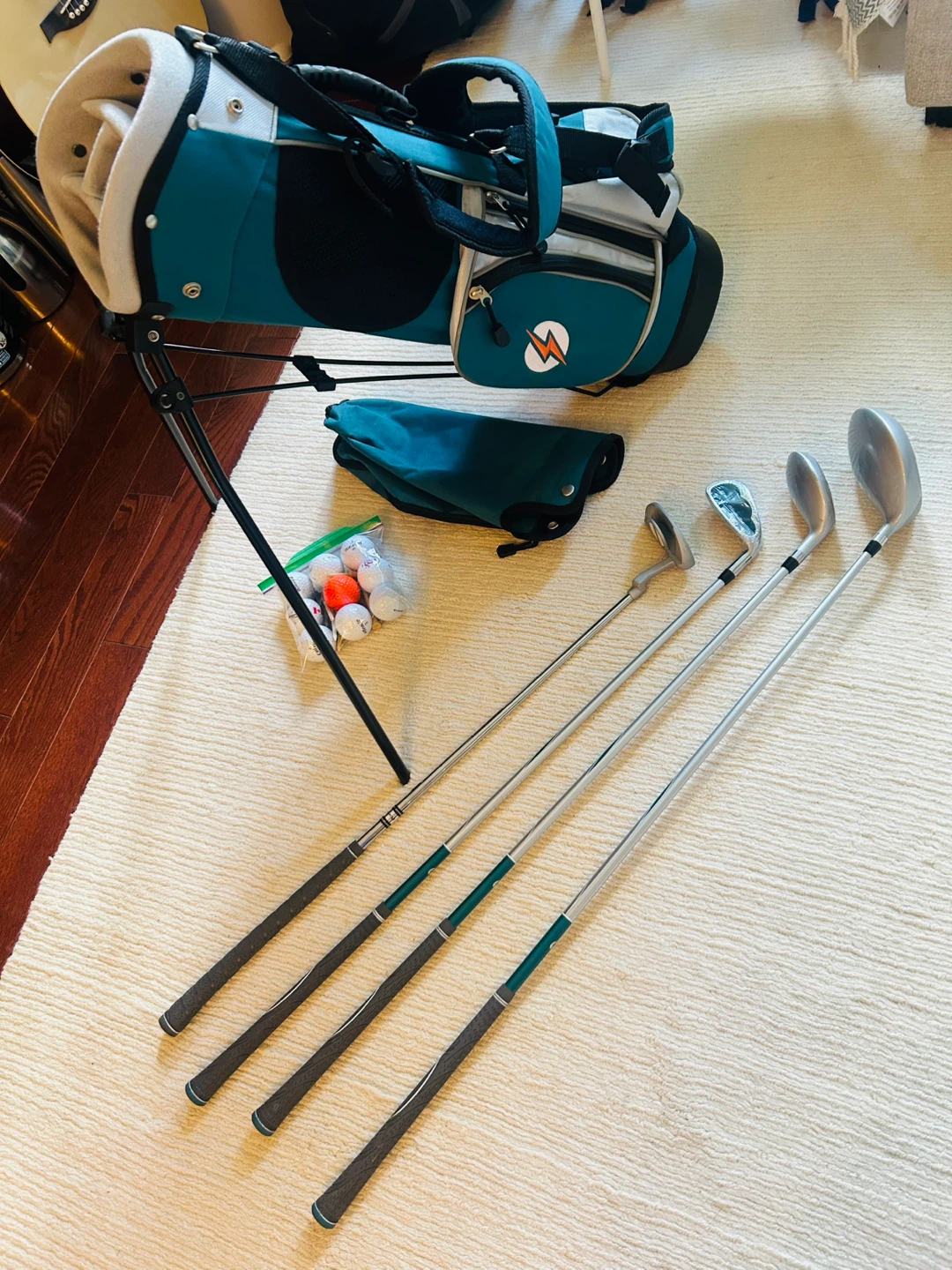 PowerBilt Teal Junior Golf Clus Set (RH, 48-53”/122-134cm)