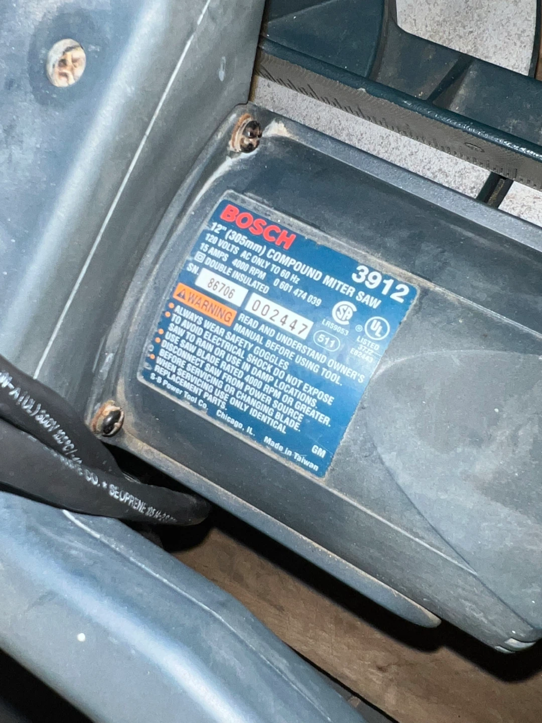 Bosch 12" compound miter saw - photo 4