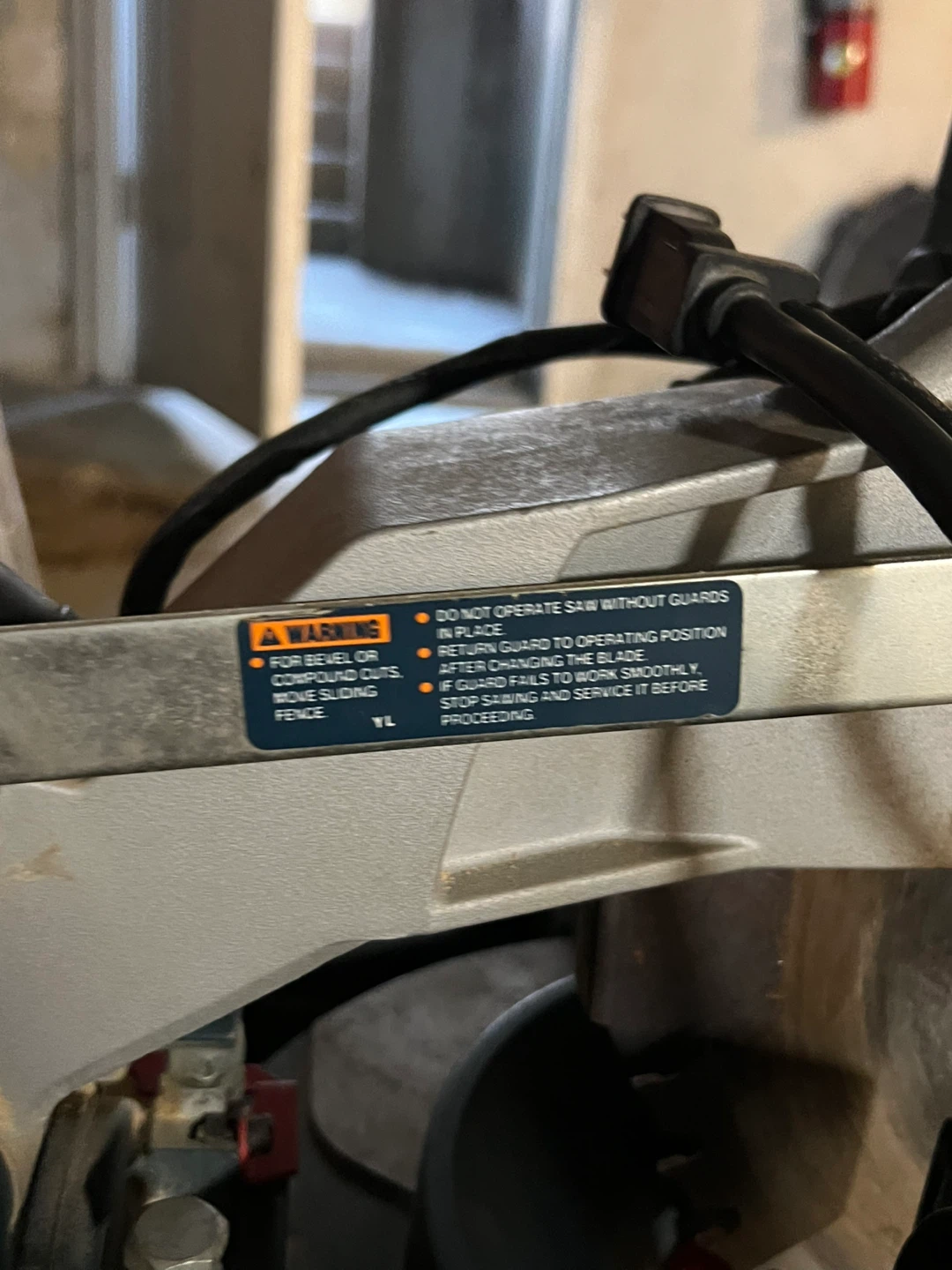 Bosch 12" compound miter saw - photo 2