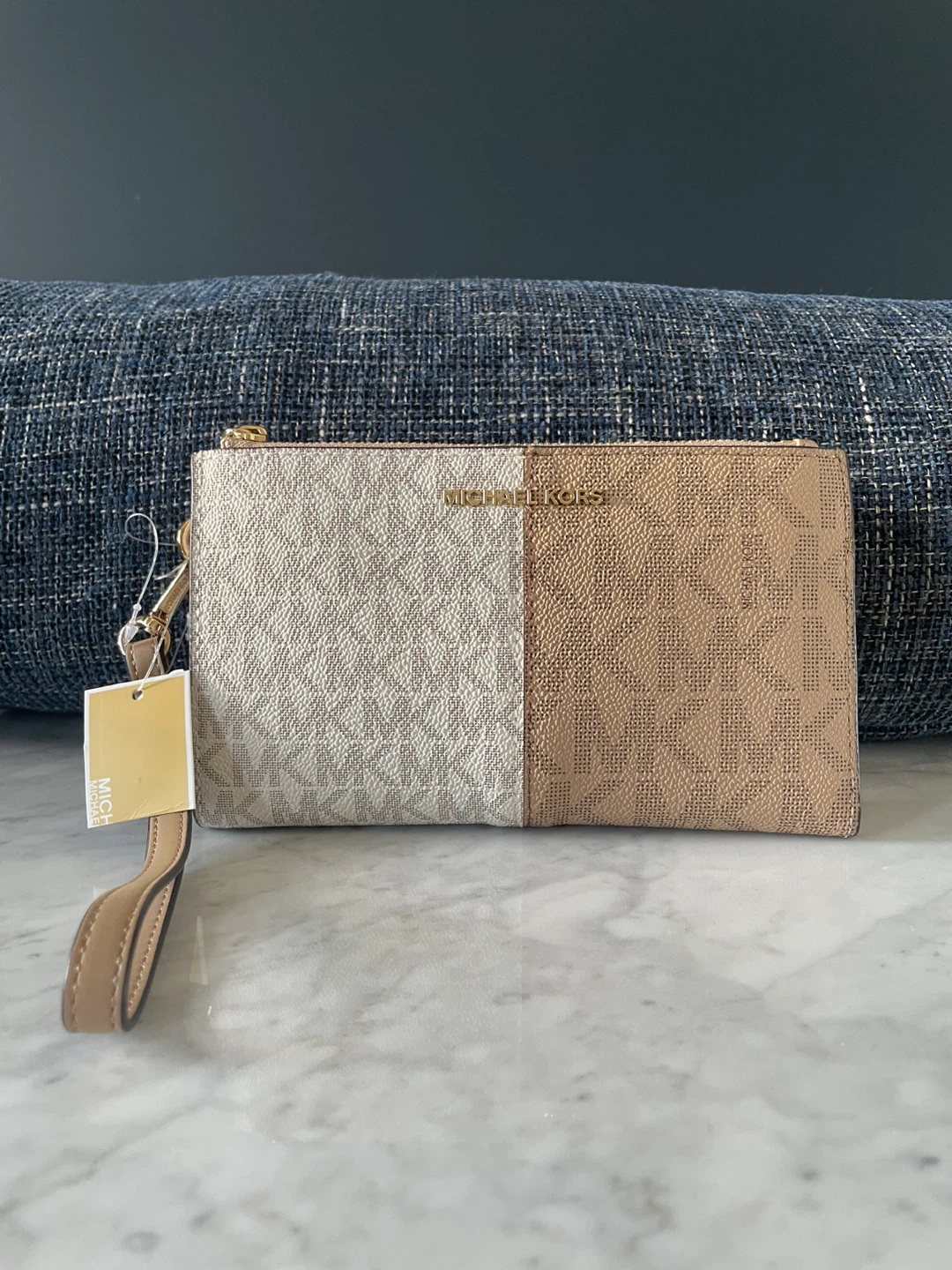 Michael Kors Signature Wallet (Brand New with Tags)