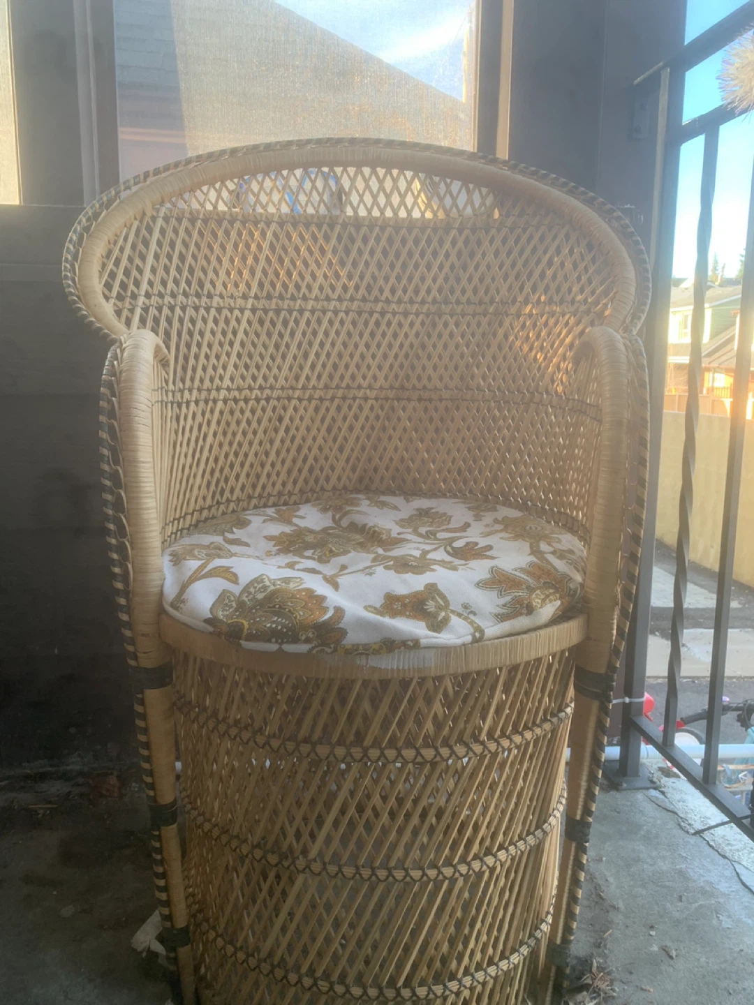 Wicker Peacock Chair with Floral Cushion
