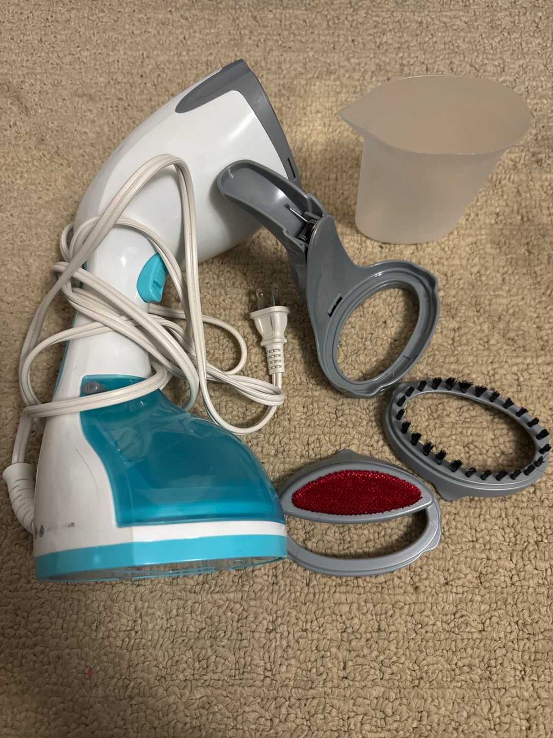Handheld Fabric Steamer with Accessories - photo 2