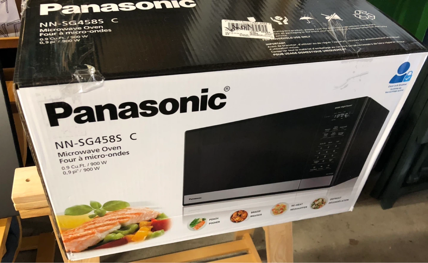 Panasonic Microwave Oven (model NN-SG458S) - photo 2