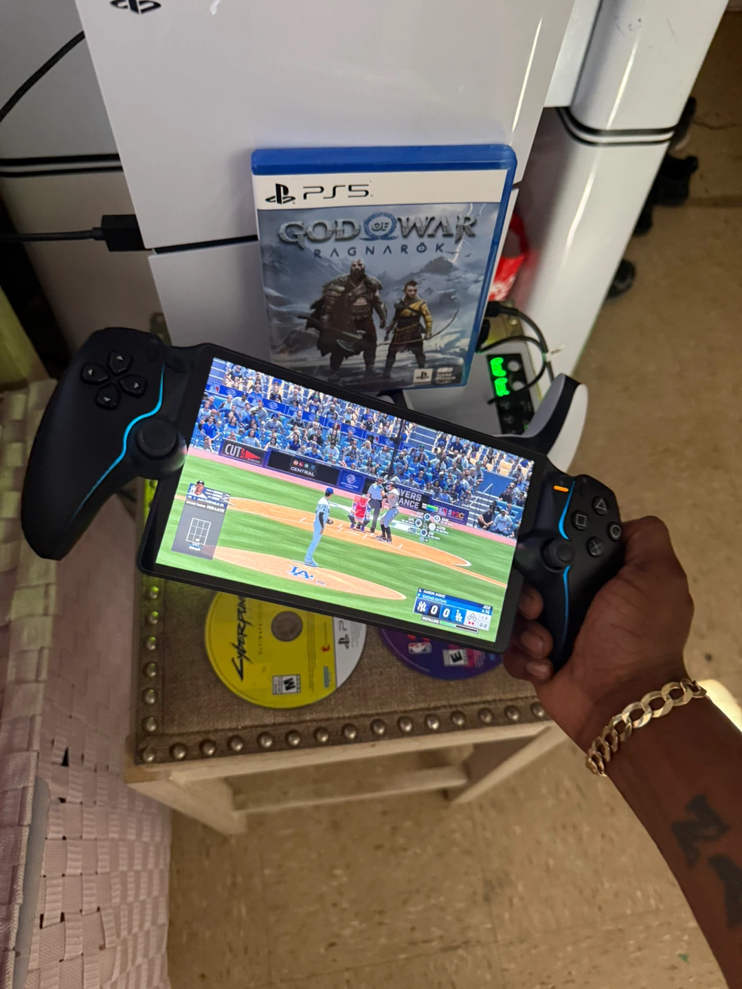 Play Station 5 portable - photo 2