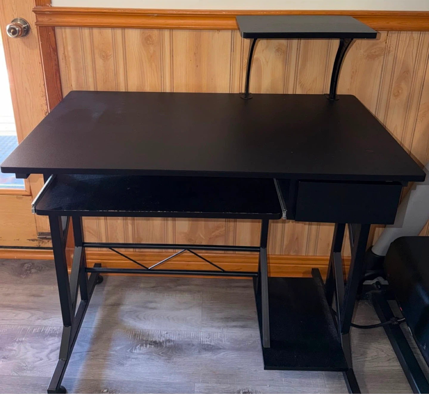 Computer Desk with Keyboard Tray & Storage Shelf - $60 - photo 3
