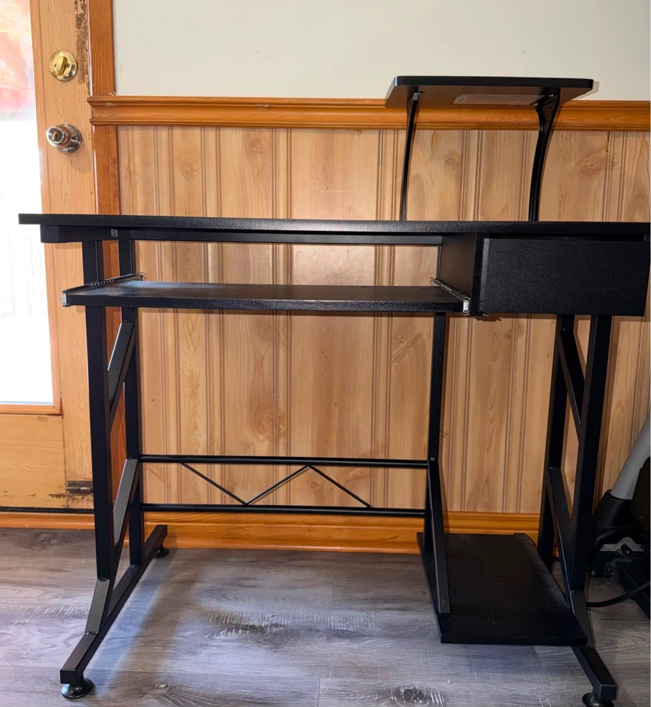 Computer Desk with Keyboard Tray & Storage Shelf - $60 - photo 2