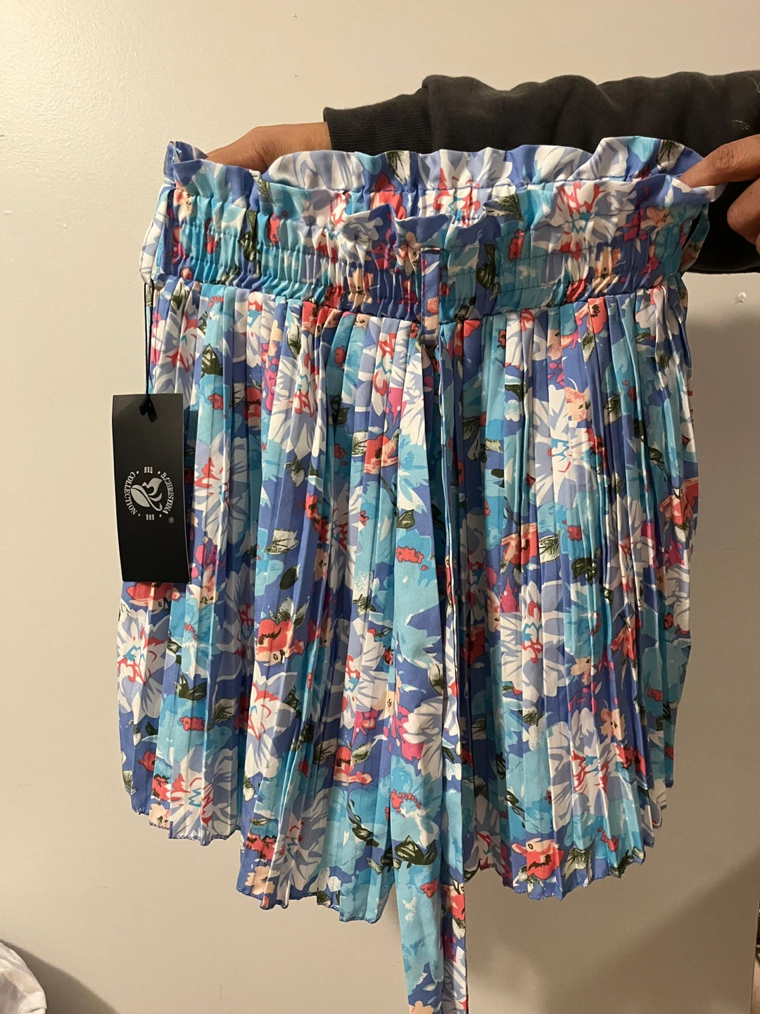 Blue Floral Pleated Skirt