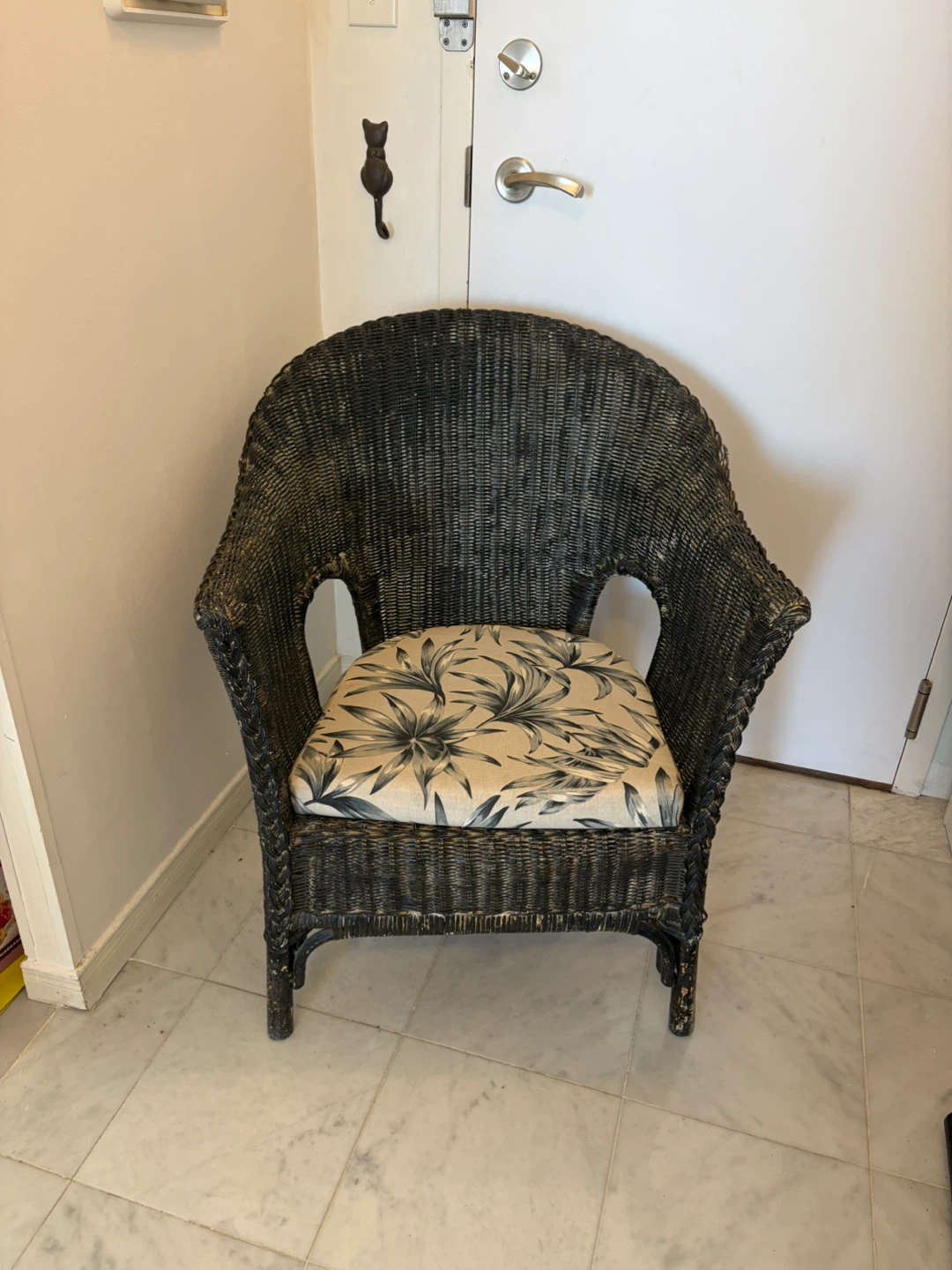 Wicker Accent Chair with Cushion