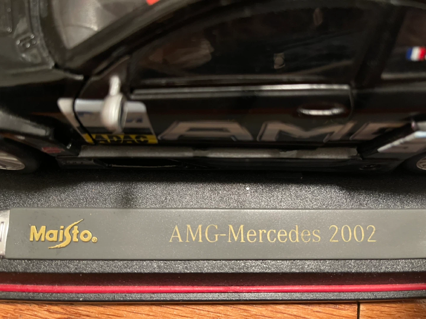 Maisto AMG-Mercedes 2002 Diecast Model Car - photo 3