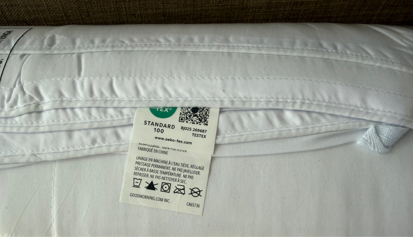 Brand New Down Alternative Duvet (Queen Size) - photo 2