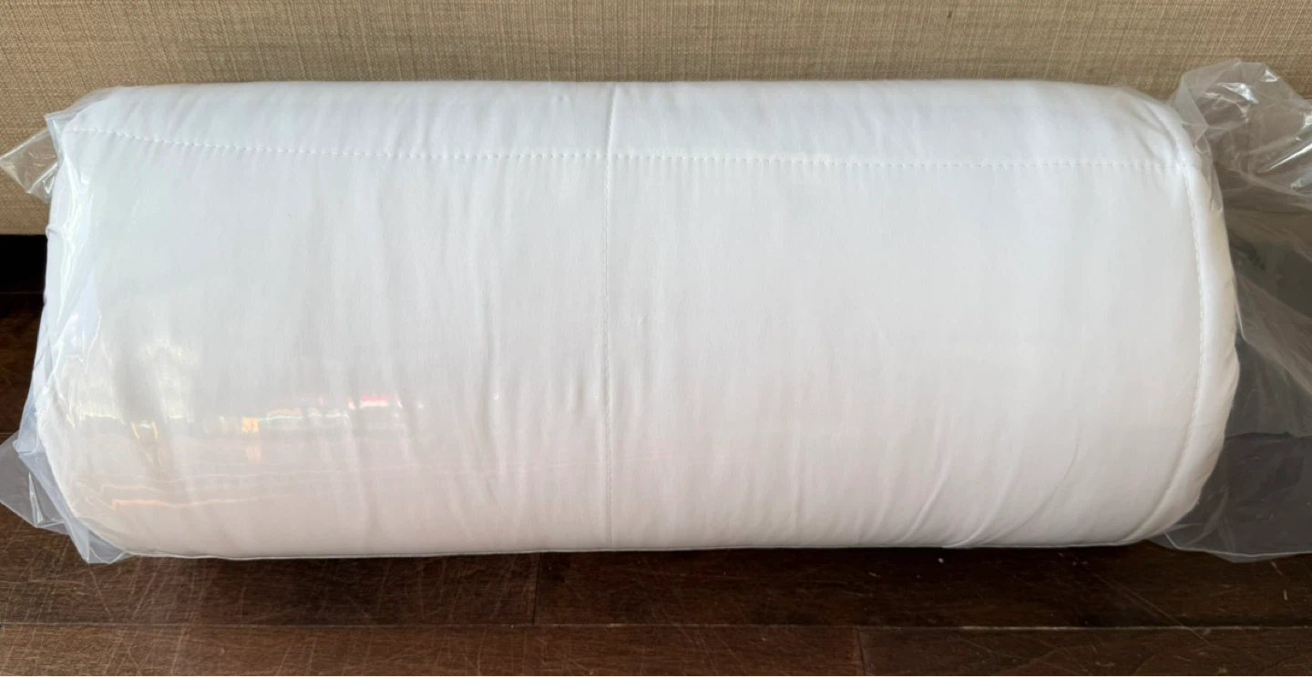 Brand New Down Alternative Duvet (Queen Size) - photo 3