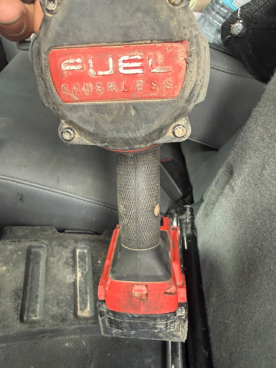 Milwaukee M18 FUEL 3/4 Impact with 3.0 Battery and Charger - photo 3