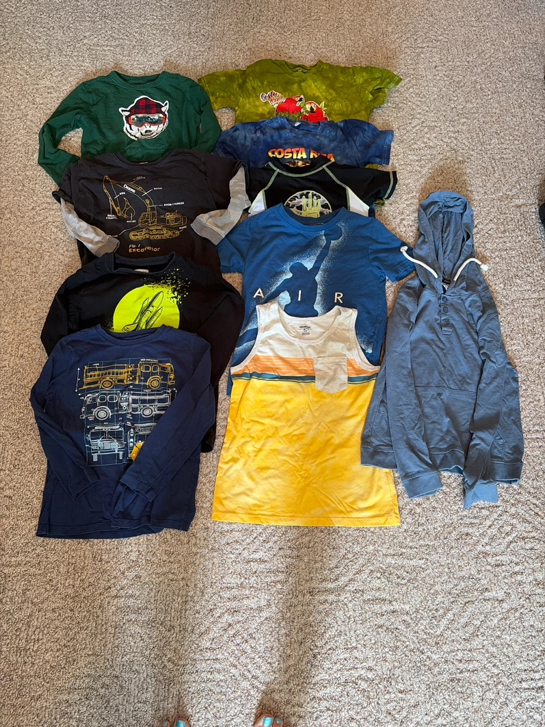Bundle of Boys' T-shirts and Hoodie
