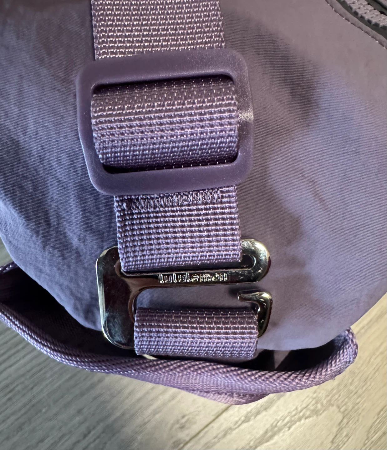 Lululemon Fast Track Bag 2.0 Purple Taro - photo 4