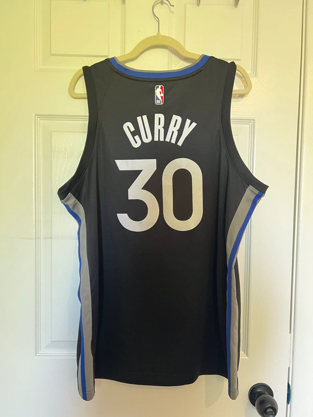 Nike Golden State Warriors Stephen Curry #30 "The Town" Jersey - photo 2