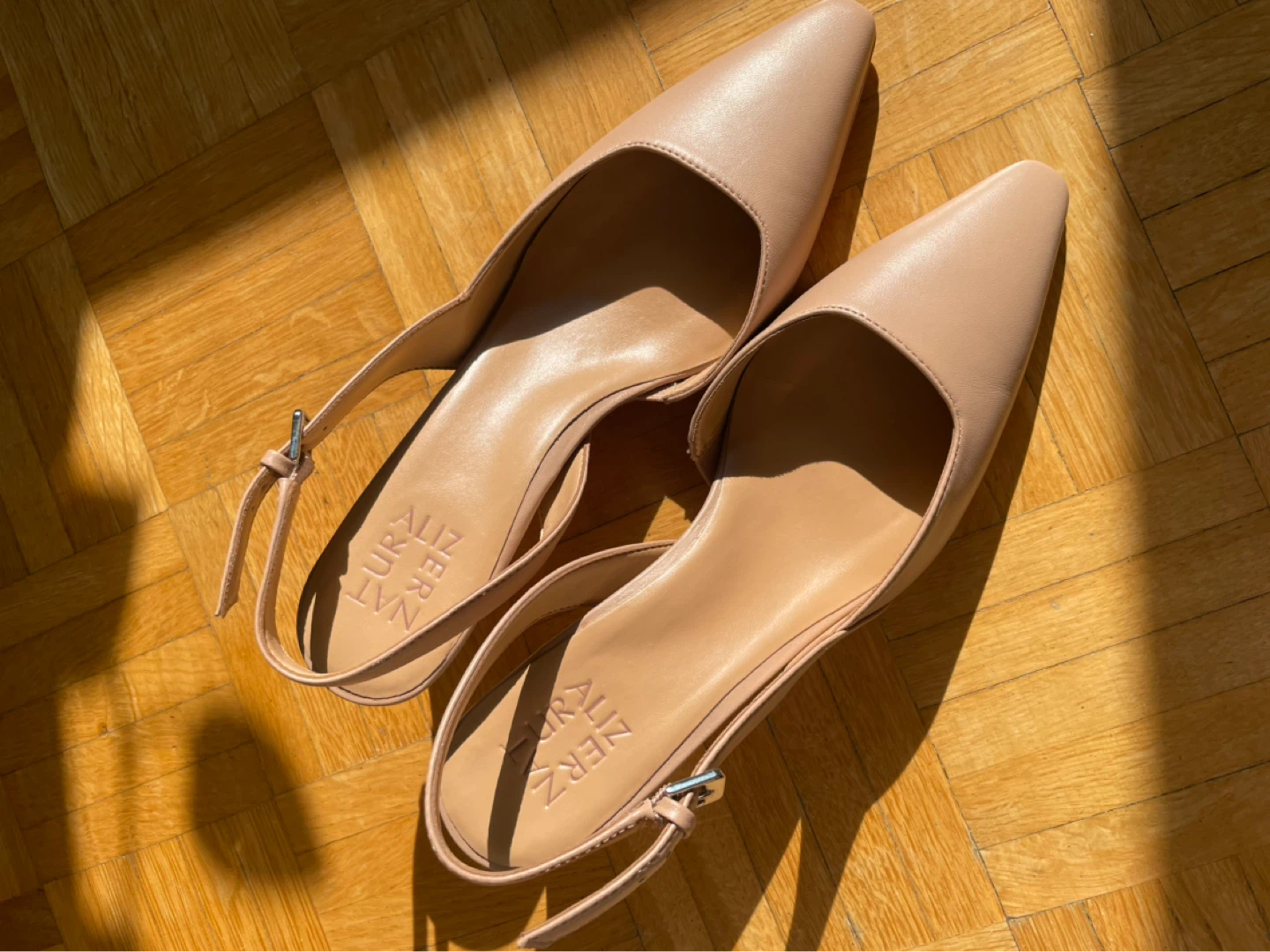 Naturalizer slingback kitten heel shoes - photo 2